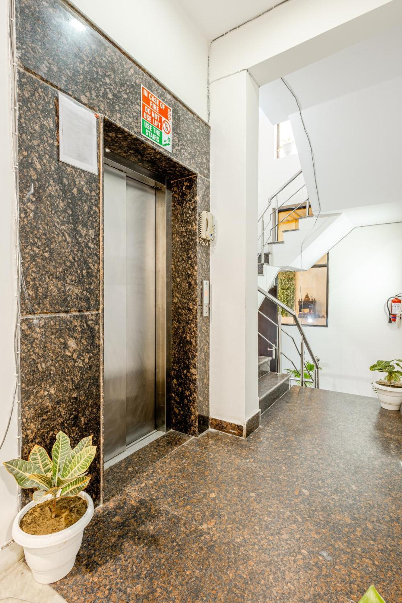 Lime Tree Service Apartment Golf Course Road, Gurgaon Extérieur photo
